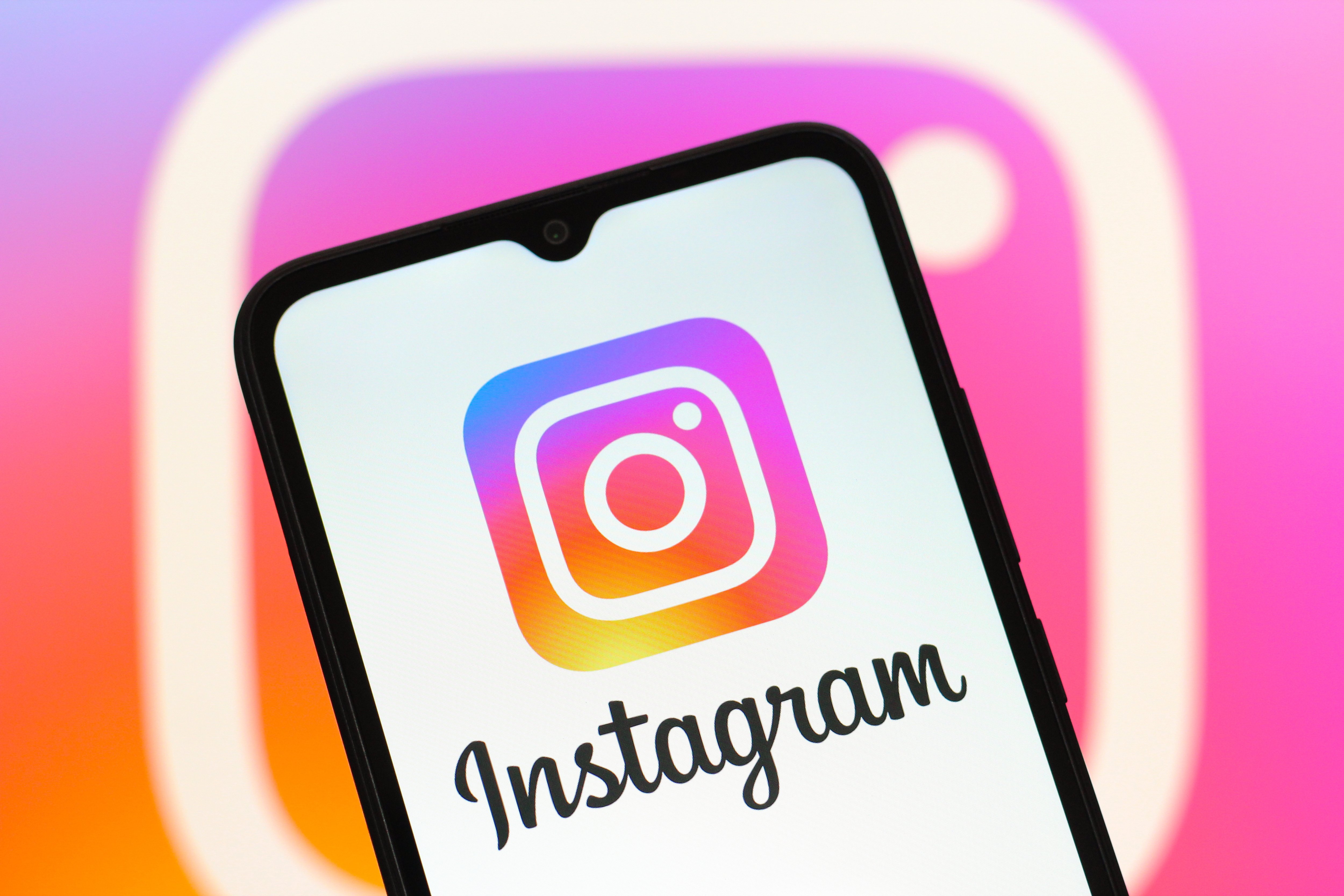 Instagram customer acquisition platform